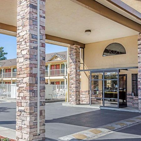 Quality Inn & Suites Woodland - Sacramento Airport Exterior foto