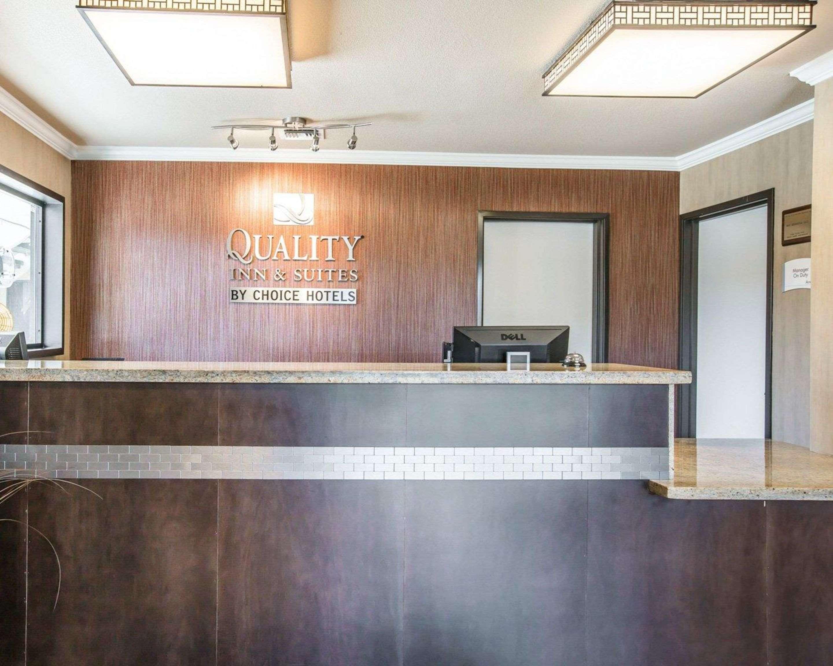 Quality Inn & Suites Woodland - Sacramento Airport Exterior foto