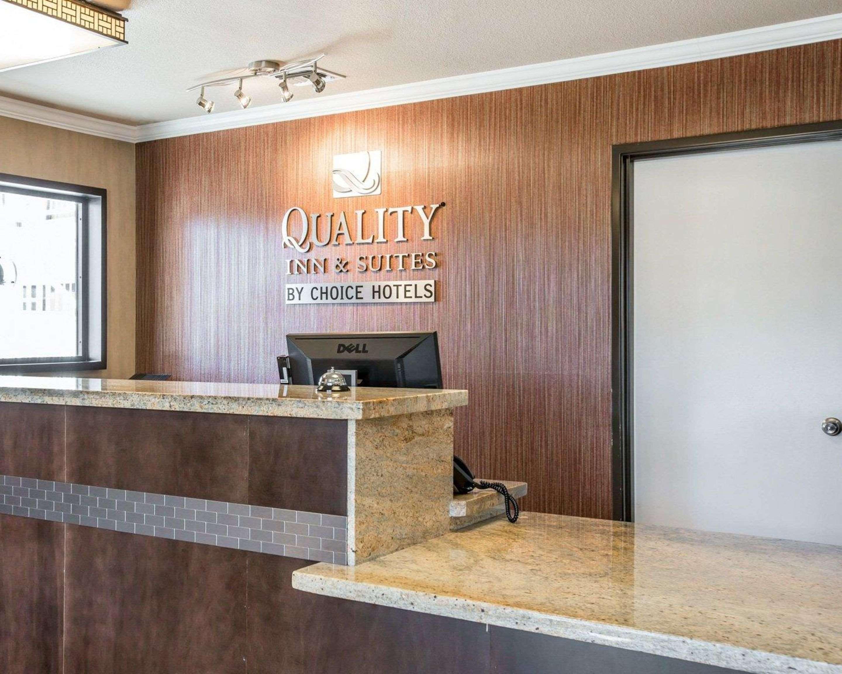 Quality Inn & Suites Woodland - Sacramento Airport Exterior foto